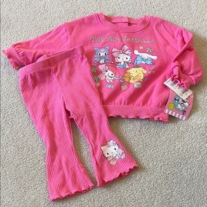 NWT 6-9 Mos Baby Hello Kitty Sanrio Bright Pink Kids Set w/ Character Graphic